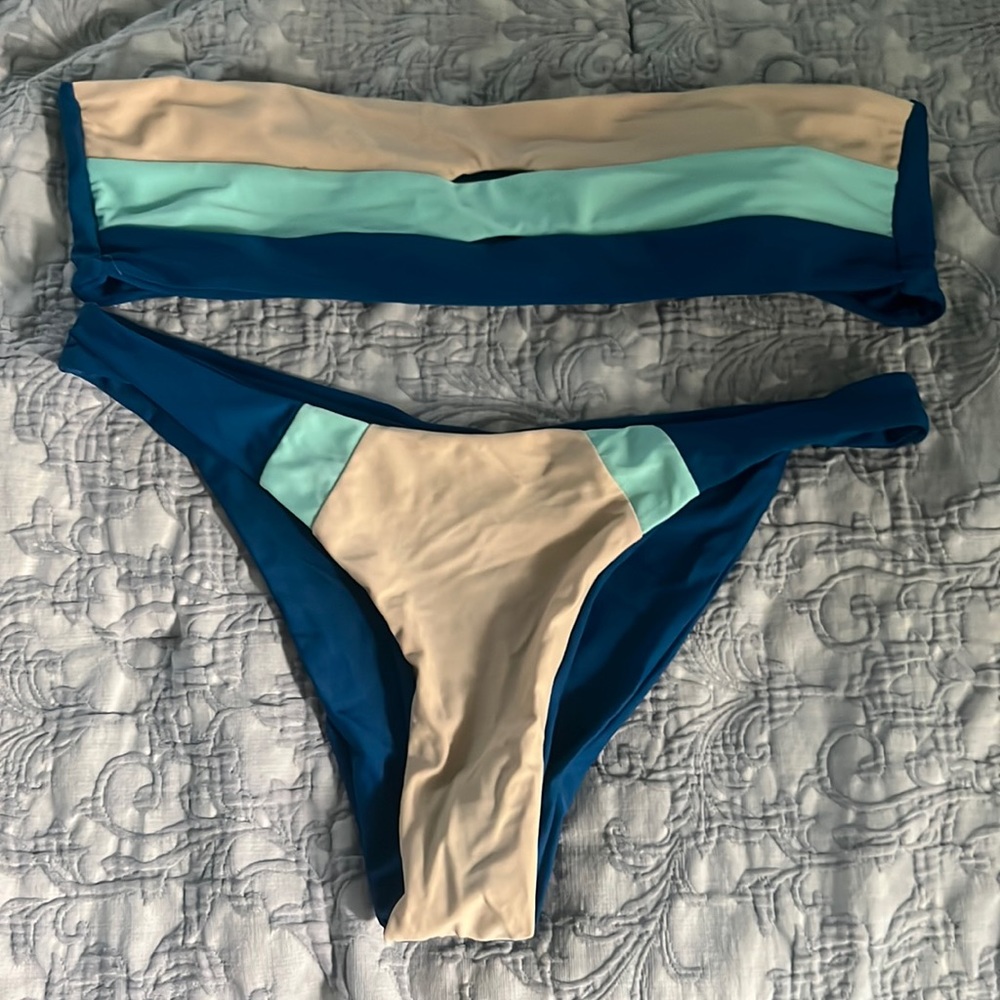 South Moon Under reversible bikini